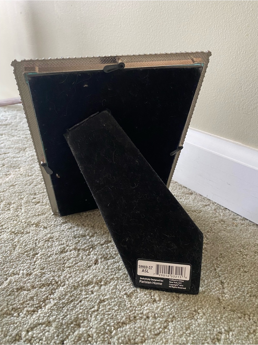 New 5x7 Picture Frame - Picture 2 of 3